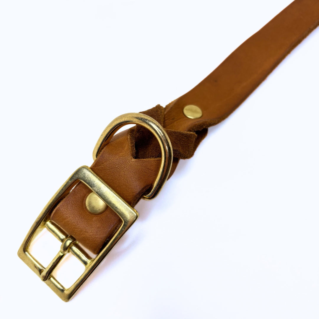 Fettleder Halsband, teilgeflochten, Cognac