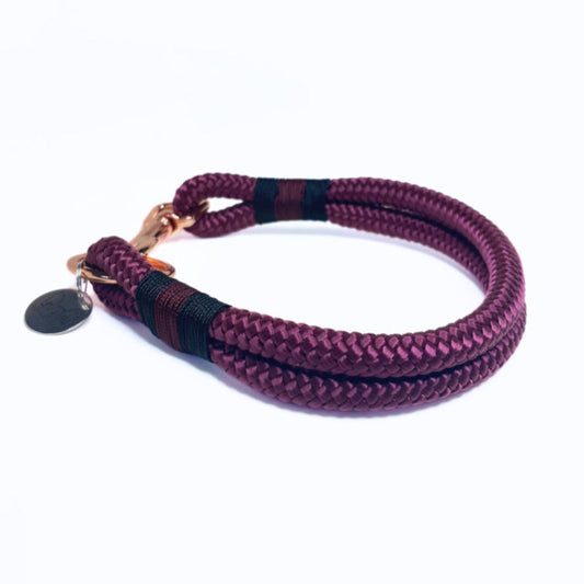 Halsband Tau, Weinrot