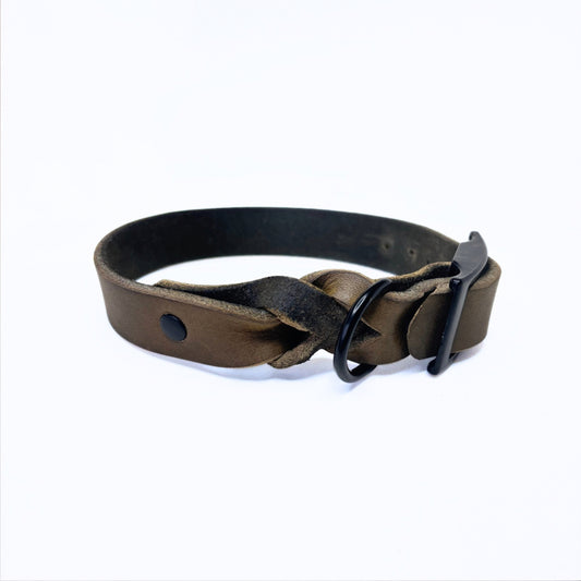 Fettleder Halsband, teilgeflochten, Oliv