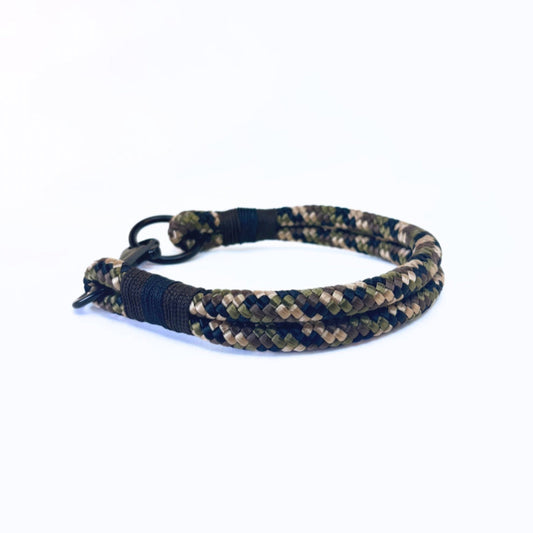 Halsband Tau, Camouflage