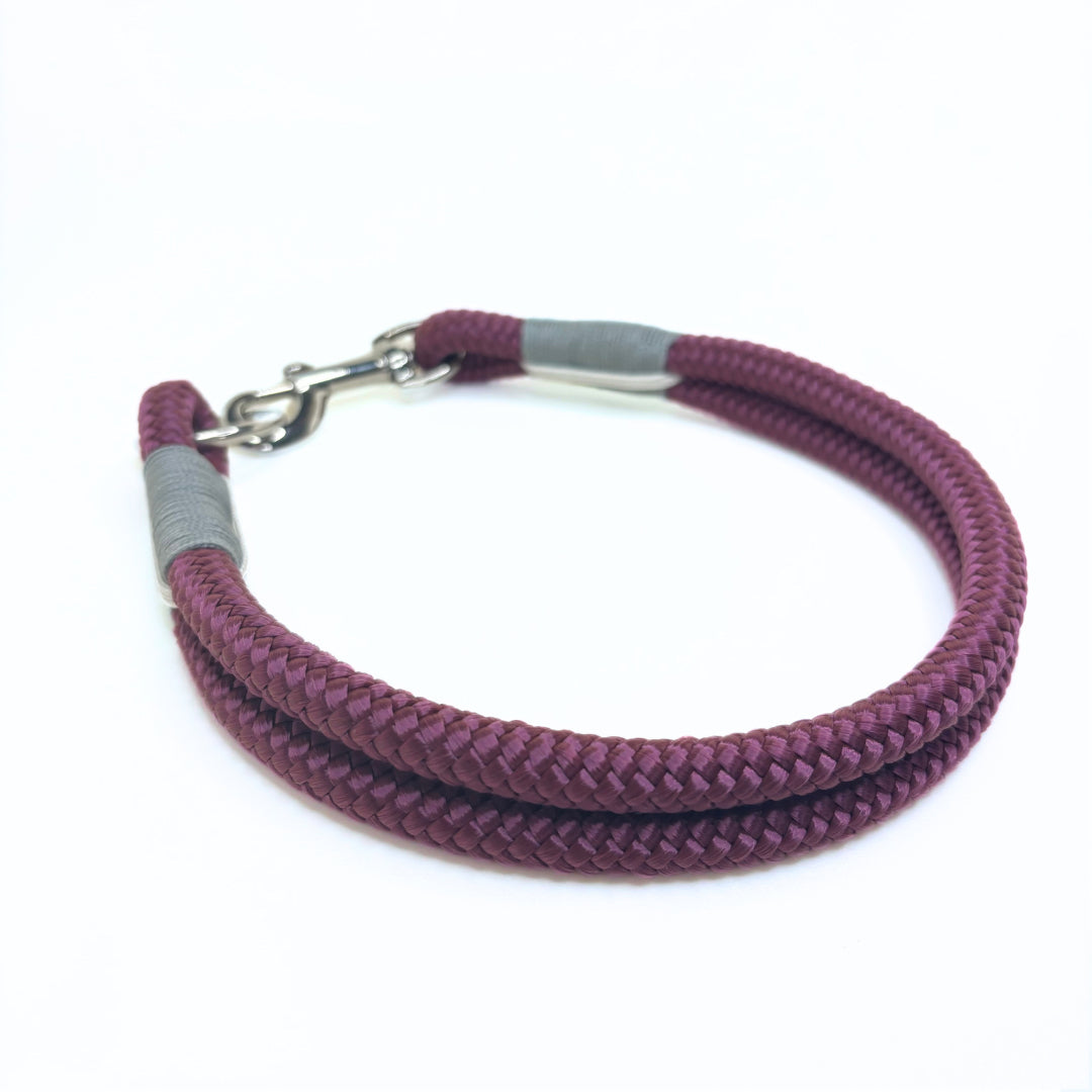 Halsband Tau, Aubergine